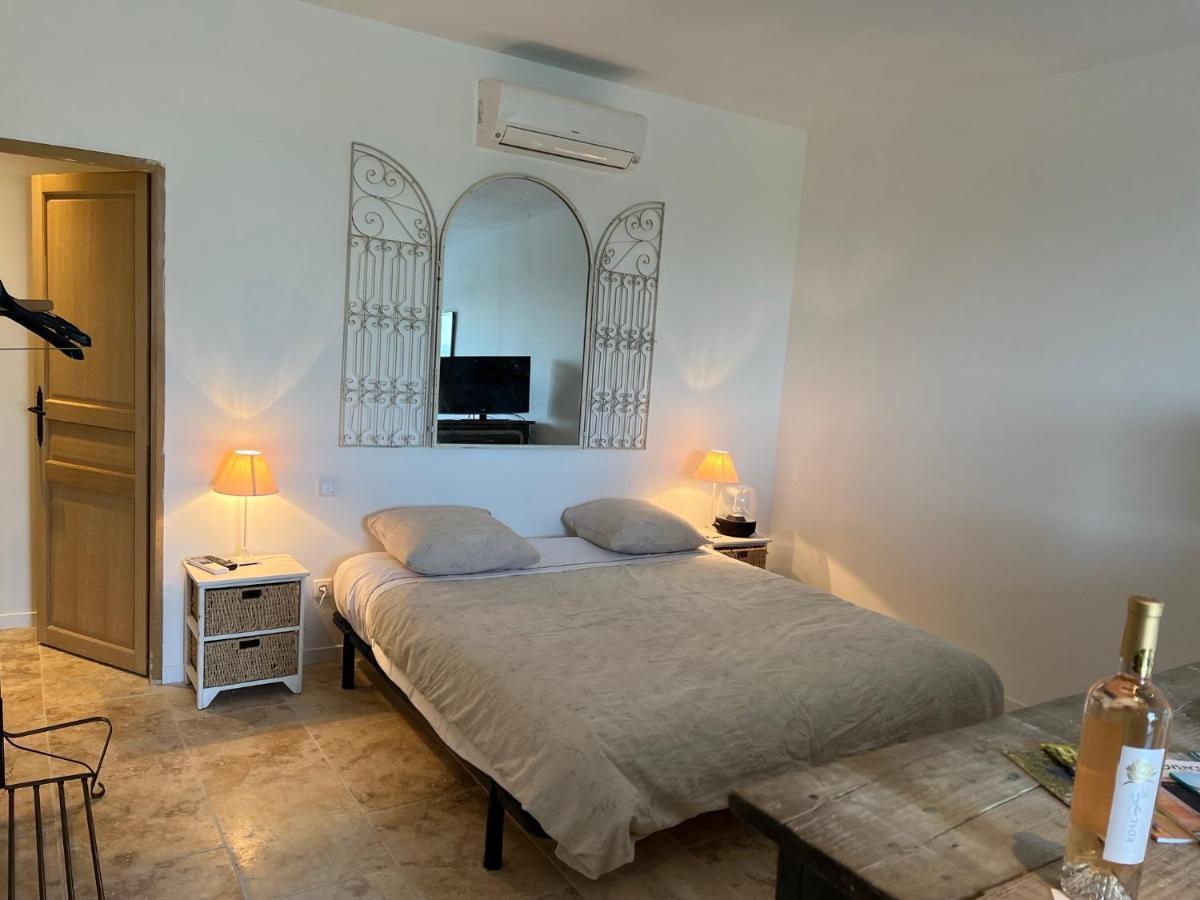 Terre Luberon Hotel Pertuis Buitenkant foto