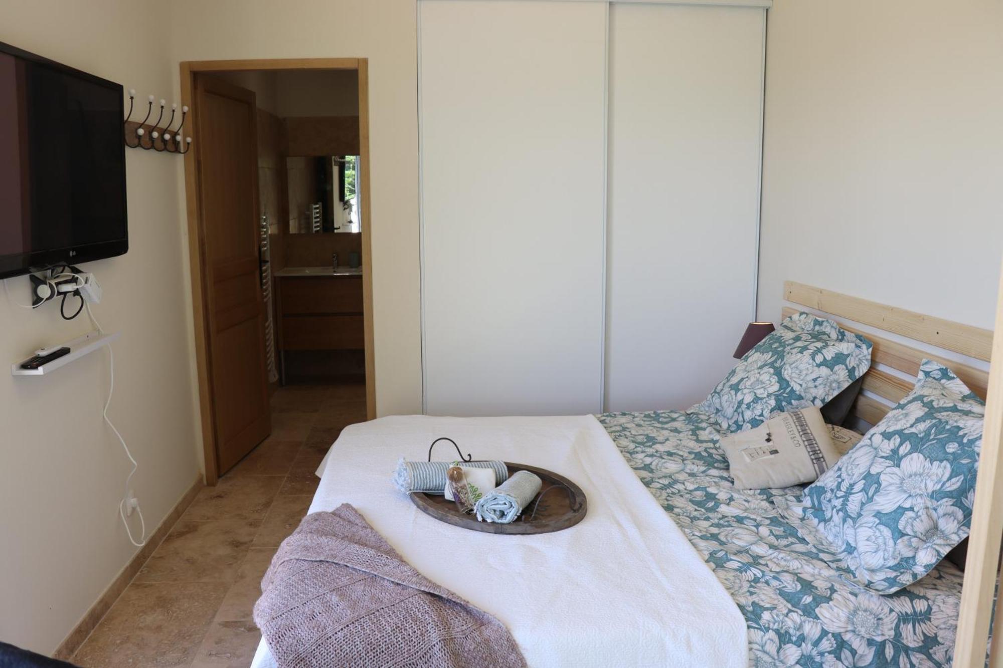 Terre Luberon Hotel Pertuis Buitenkant foto